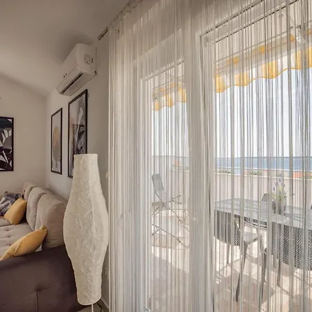 Chill 4 Real Sea View Мандре