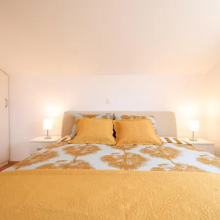 Апартаменты Chill 4 Real Sea View