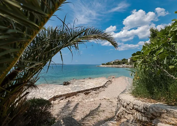 Chill 4 Real Sea View Apartment