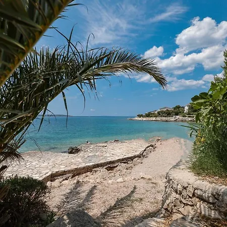Chill 4 Real Sea View דירה