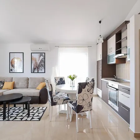 Chill 4 Real Sea View Apartamento *